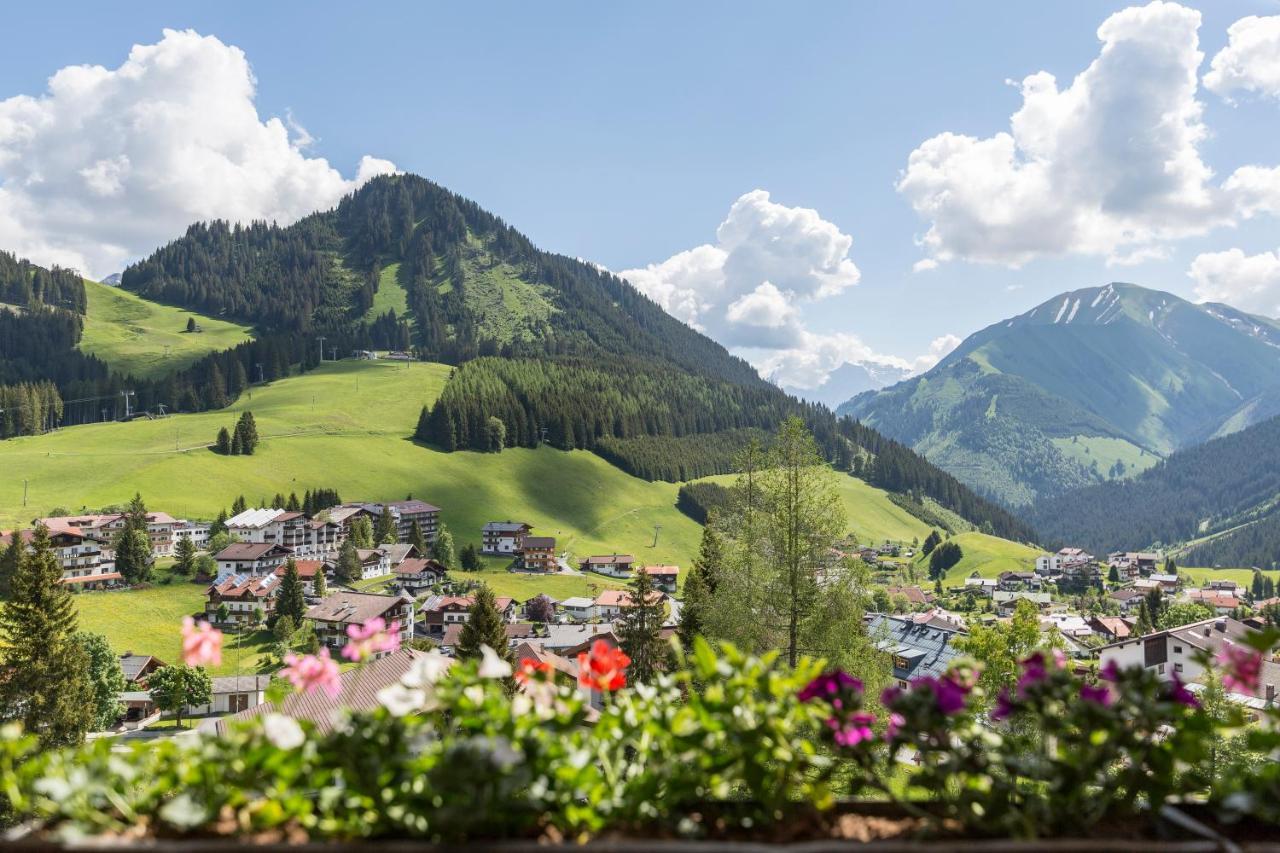 Familotel Kaiserhof - Families Only Berwang Eksteriør bilde